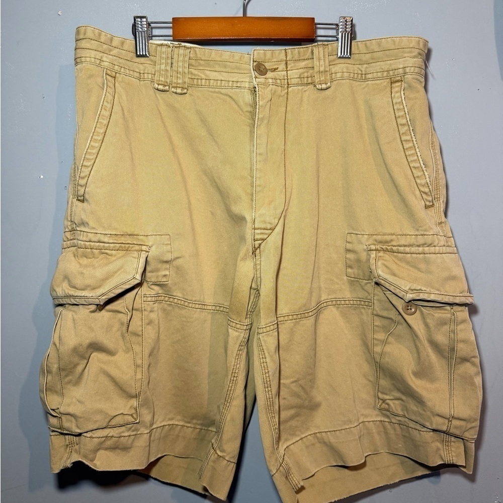 Polo Ralph Lauren Tan Cargo Shorts with Relaxed Fit
